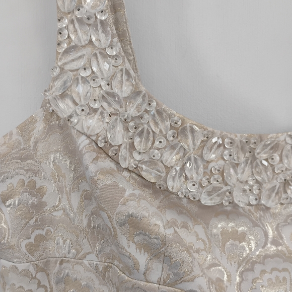 Maggie London Elegant Cream Dress Size 12 - Picture 4 of 6